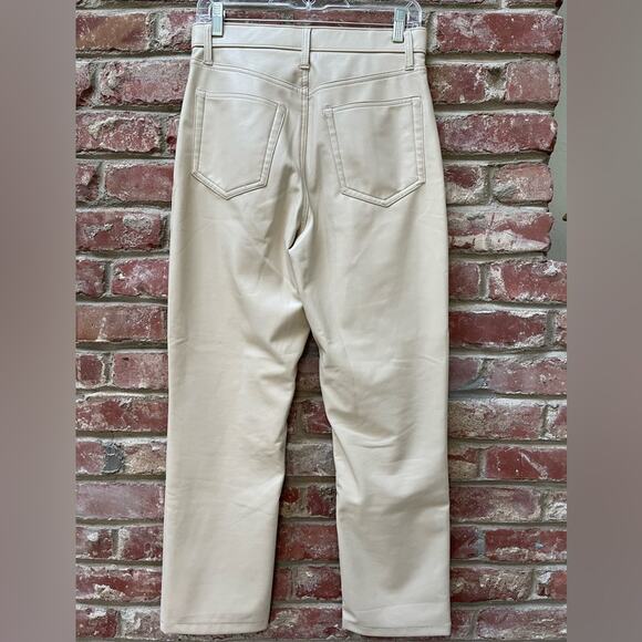 Abercrombie Curve Love 90’s Ultra High Rise Straight vegan Leather Cream 8 Short - Picture 3 of 11